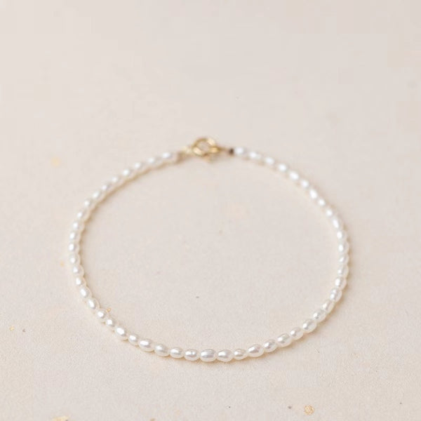 Tiny Pearl Grain Bracelet