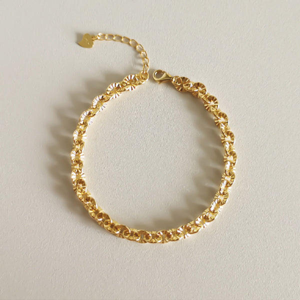 Sway Bracelet in 18kt Gold Over Sterling Silver