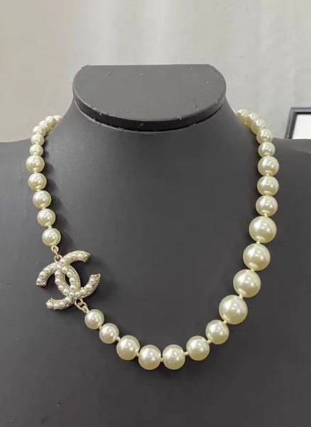 CC Elegant Pearl Necklace