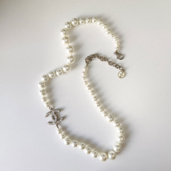 CC Elegant Pearl Necklace