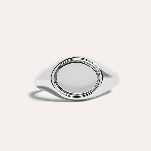 Initial Glorious Ring in Sterling Silver