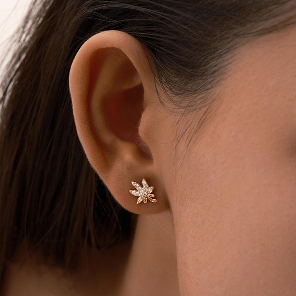 Weed Leaf Pavé Moissanite Earrings - JOOPITA